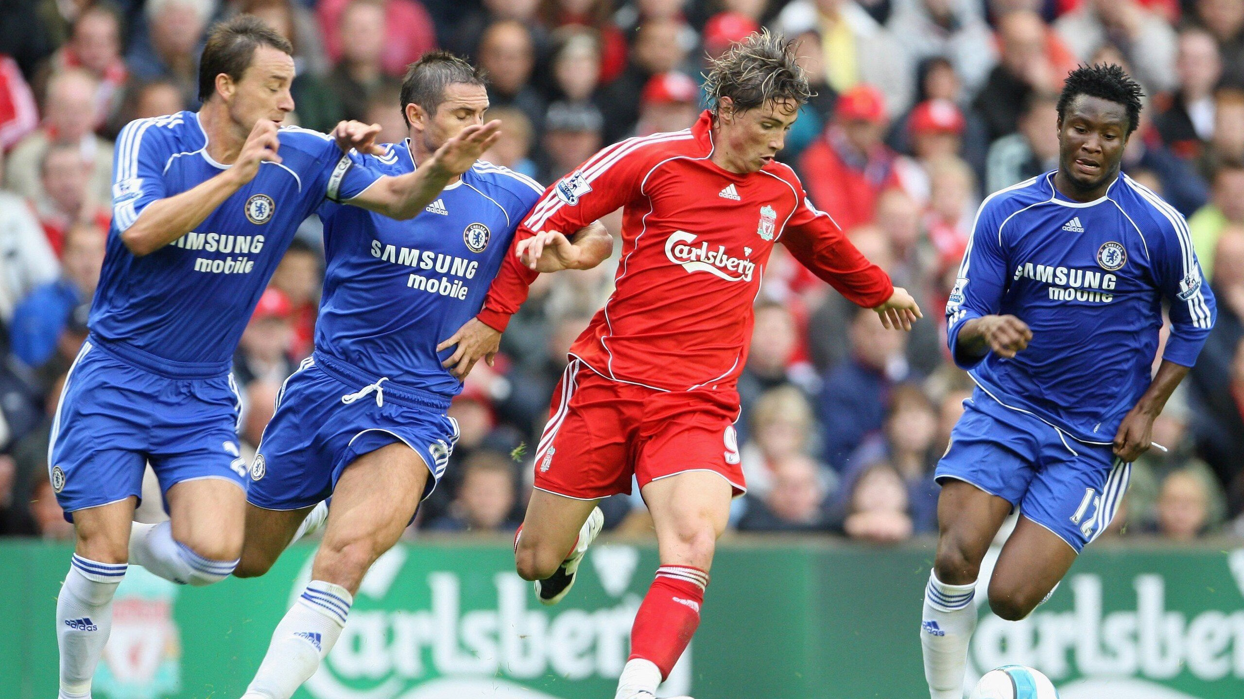 当瑞士铁壁遇上蓝黑军团，萨拉赫在欧冠焦点战中完成自我证明