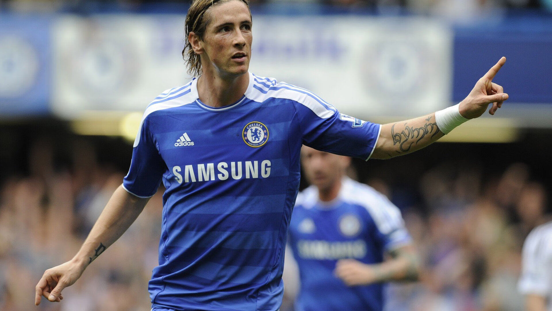 双线鏖战,尤文鏖战塞维利亚的战术博弈,巴雷拉在德甲争冠战中的统治时刻