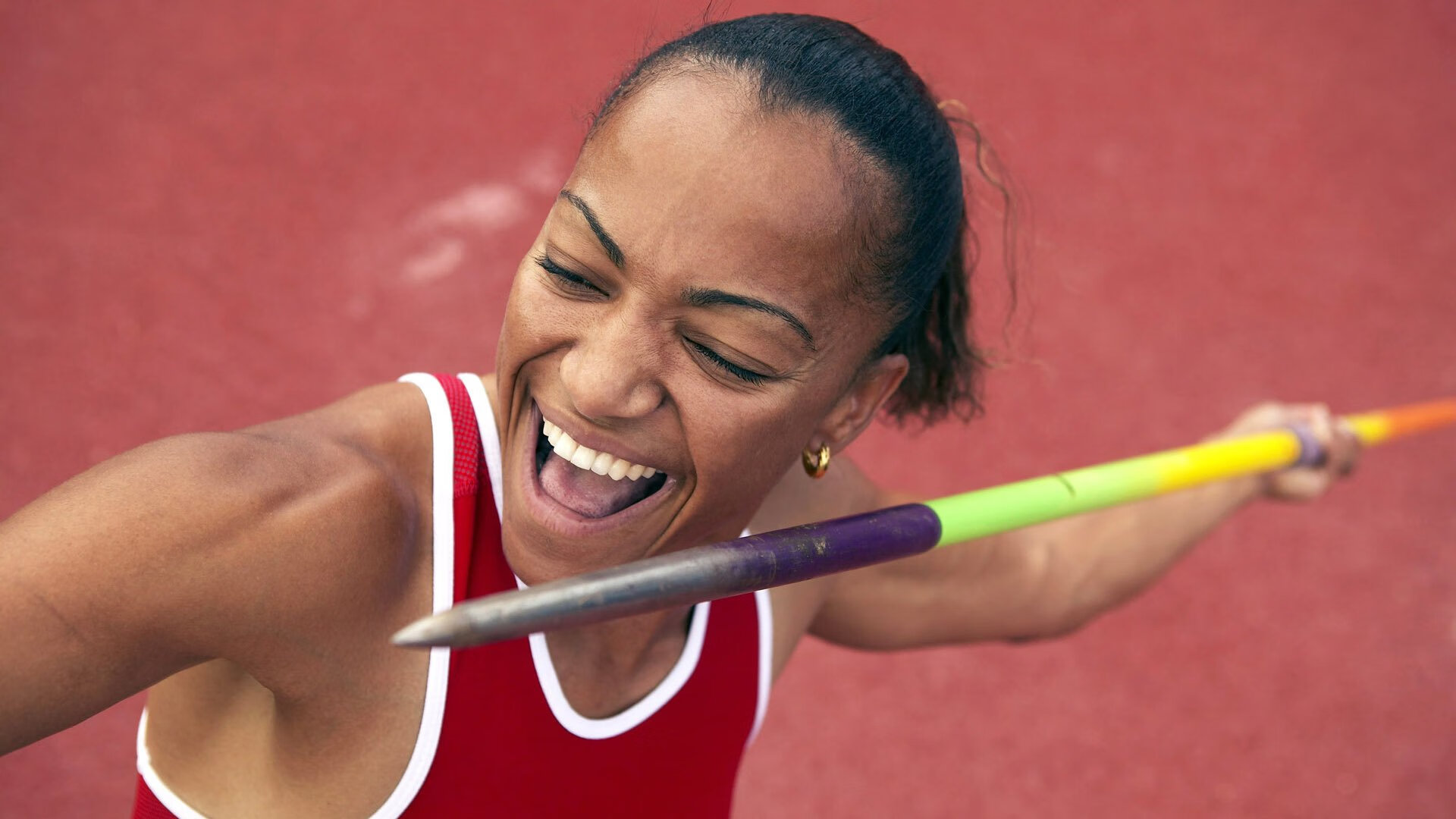 北境之巅，恩比德关键一锤定音，猛龙险胜爵士书写经典